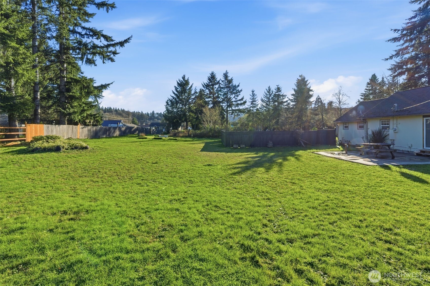 0 Queen Avenue Property Photo 2