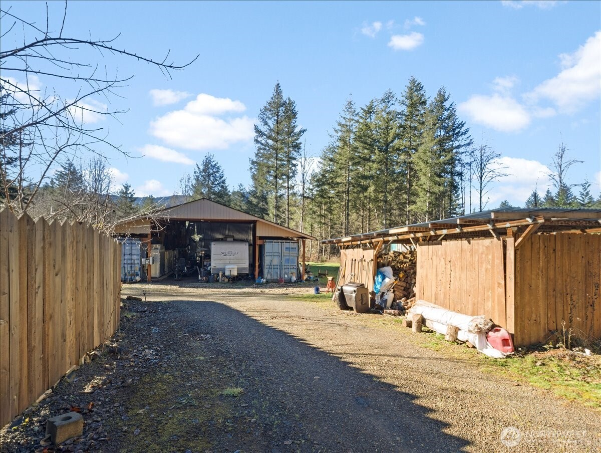 23728 Ne Dole Valley Road Property Photo 27