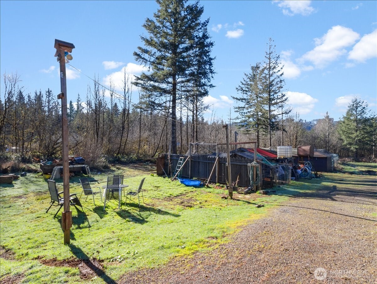 23728 Ne Dole Valley Road Property Photo 31