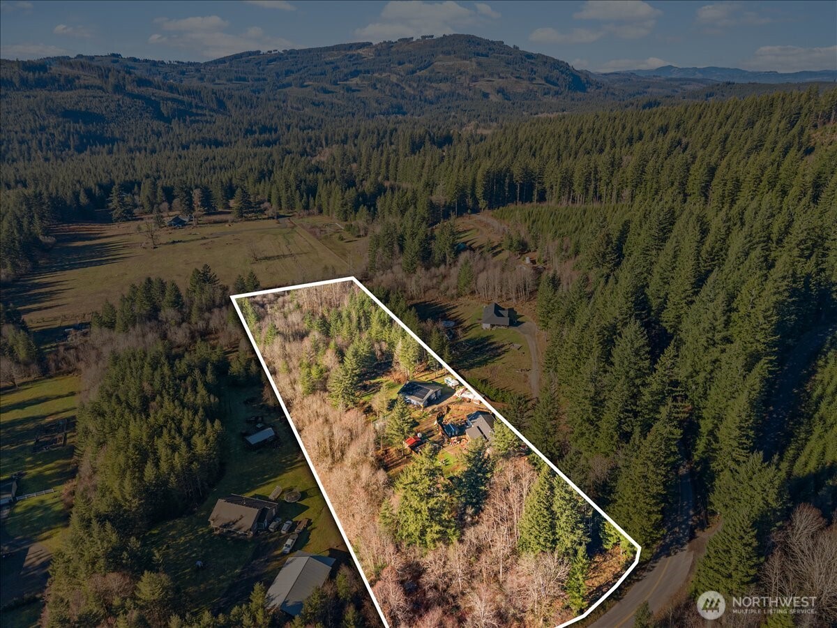 23728 Ne Dole Valley Road Property Photo 35