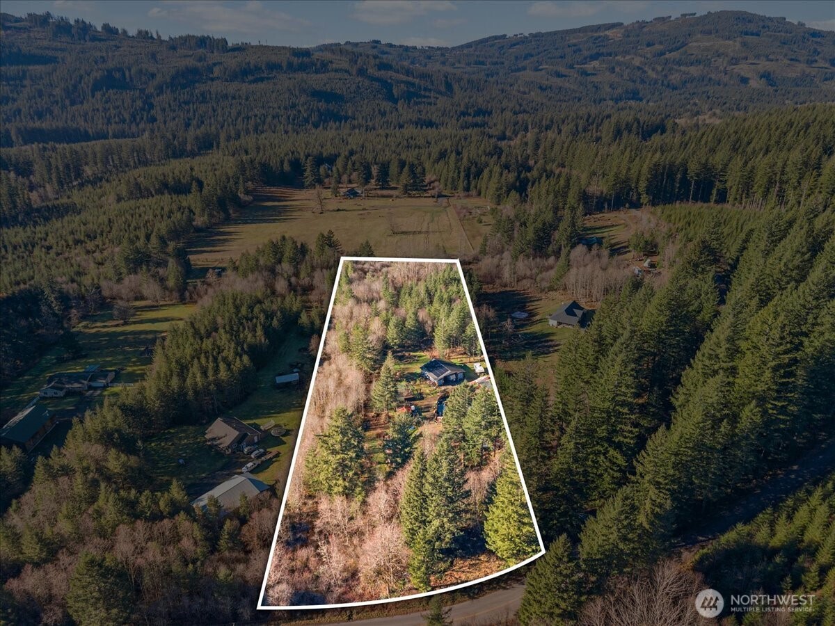 23728 Ne Dole Valley Road Property Photo 37