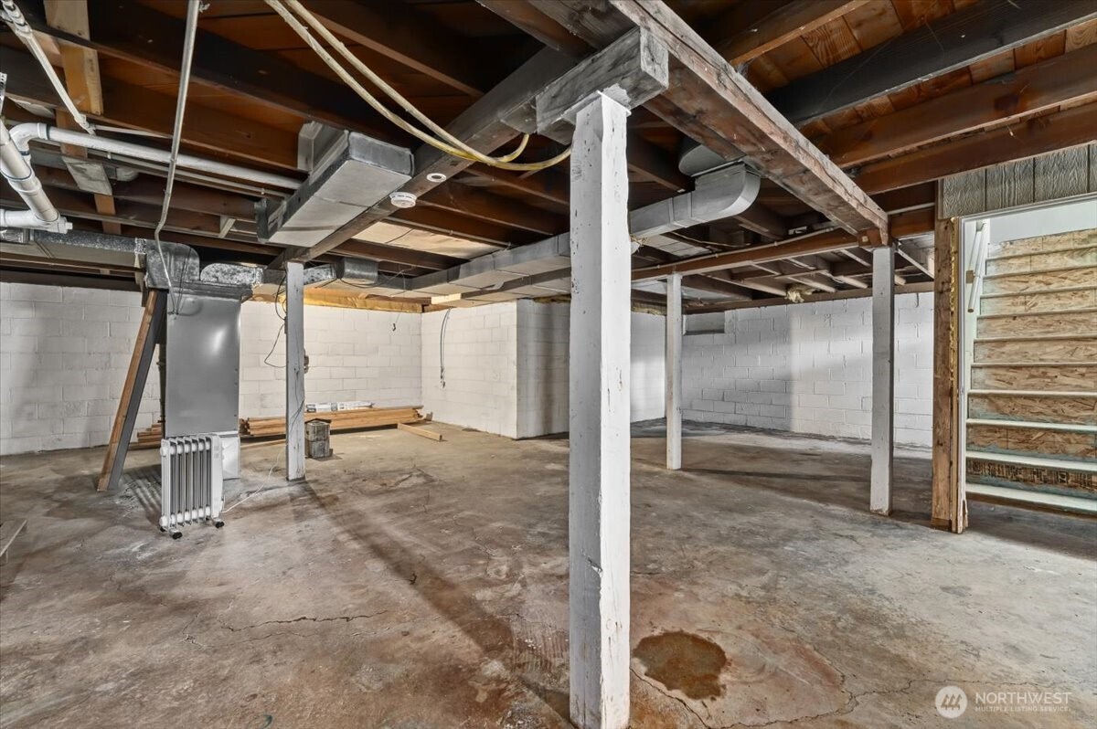 214 Hamilton Street Property Photo 18