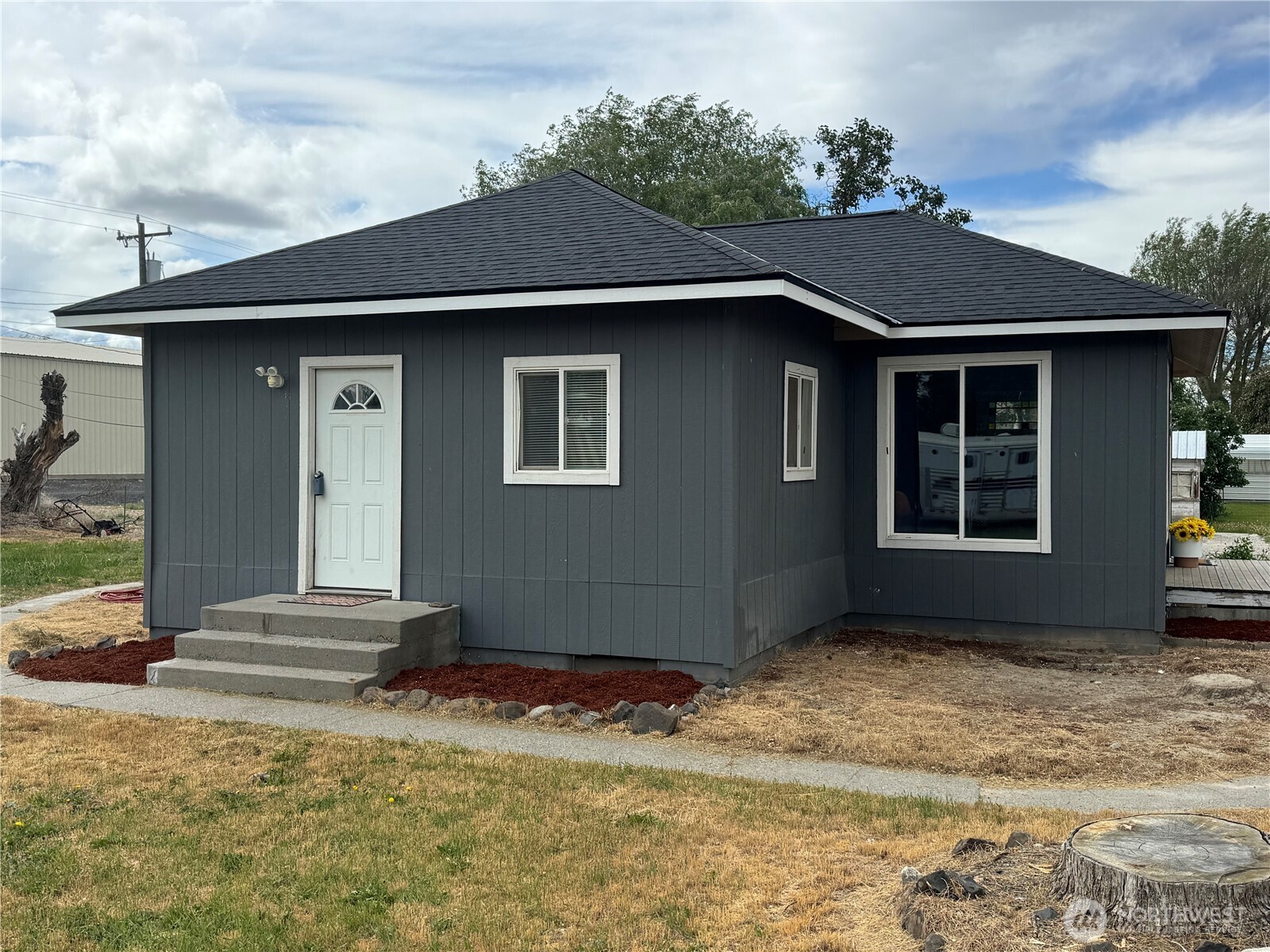 214 Hamilton Street Property Photo 23