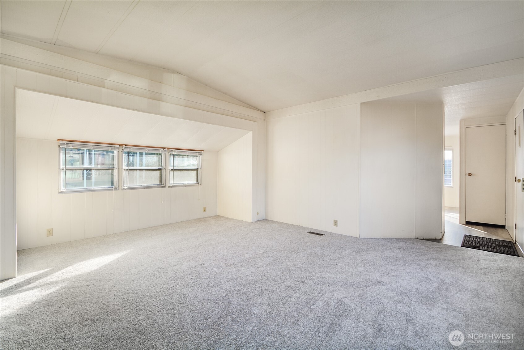 16600 25th Avenue 87 Property Photo 6