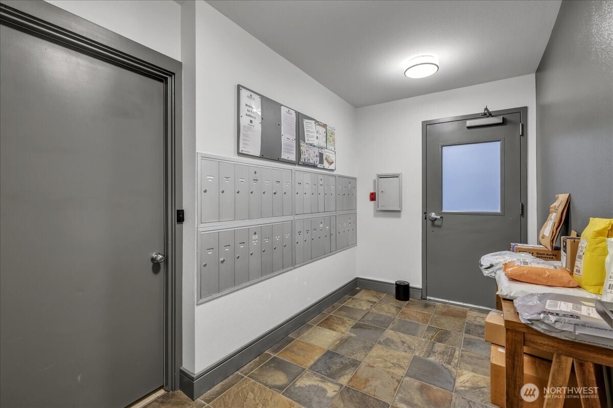 18 Dravus Street 207 Property Photo 29