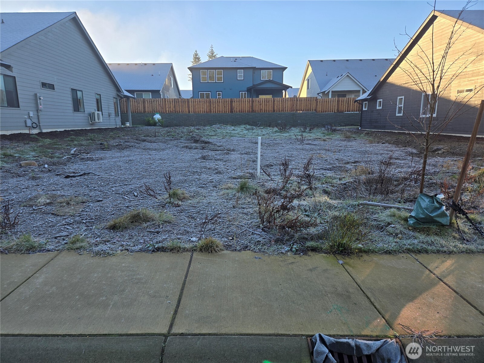 2833 Oleander Dr Property Photo 6