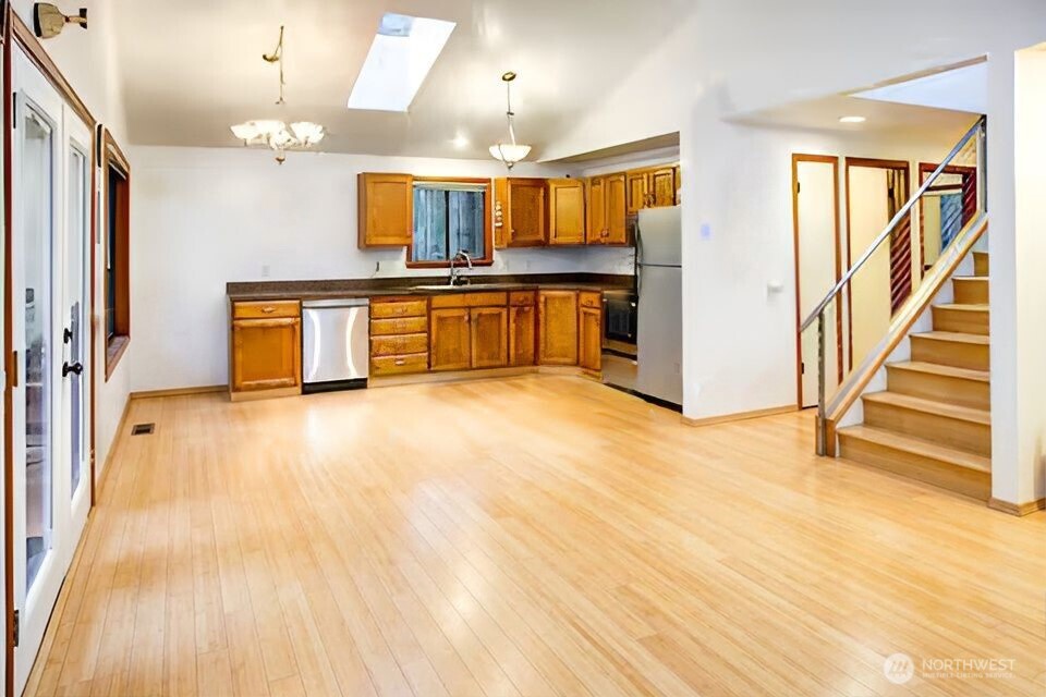 17812 Clear Lake Boulevard Se Property Photo 15