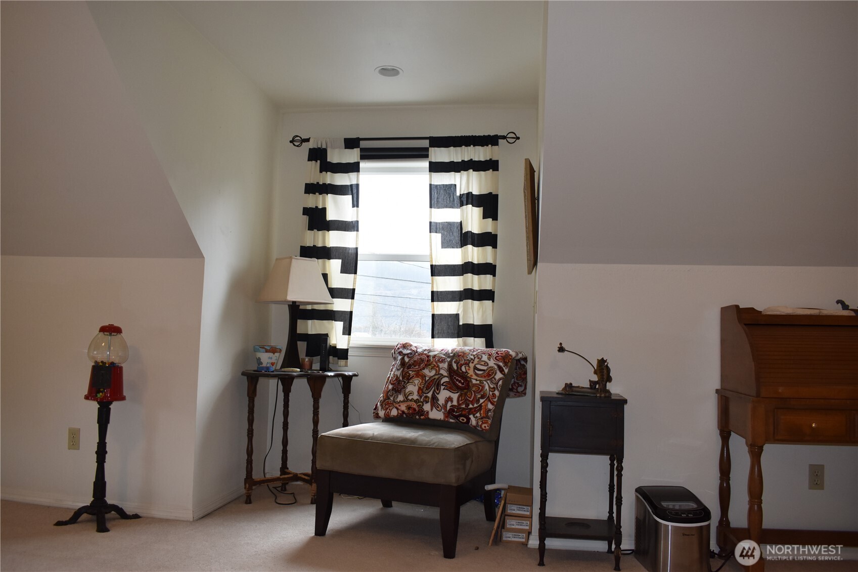 1110 Railroad Avenue Property Photo 15