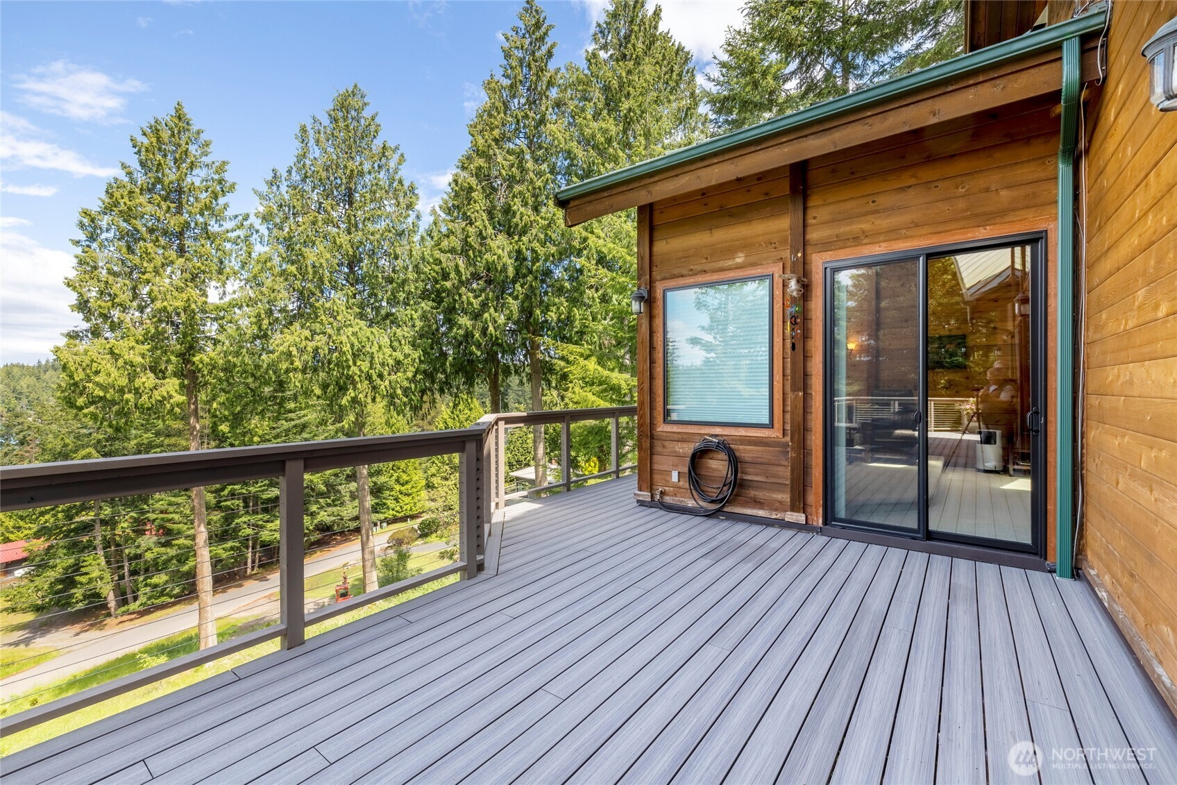 121 Marine Drive Property Photo 4