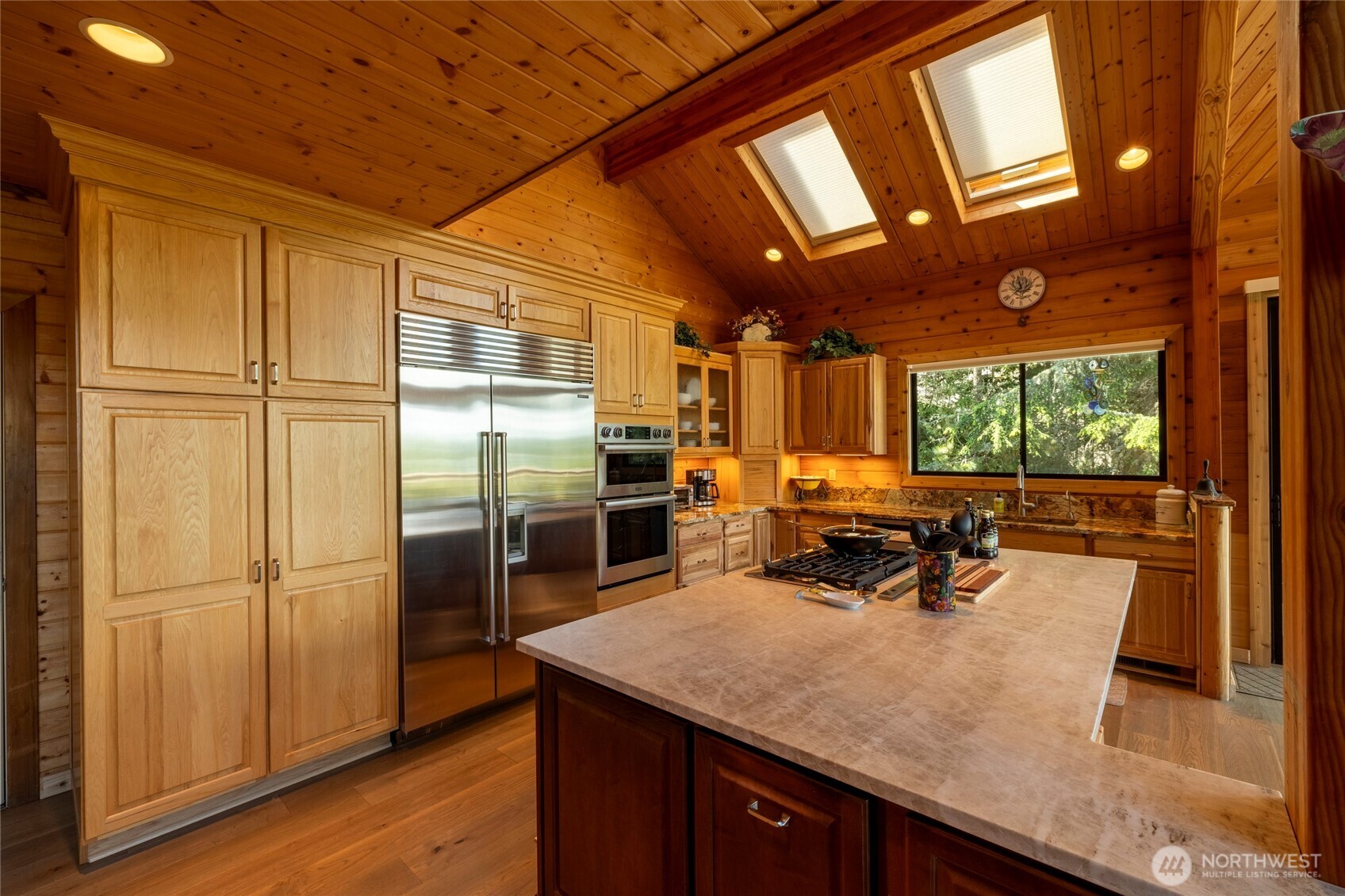121 Marine Drive Property Photo 12