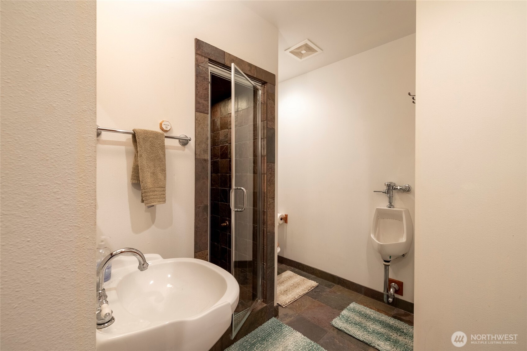 121 Marine Drive Property Photo 32