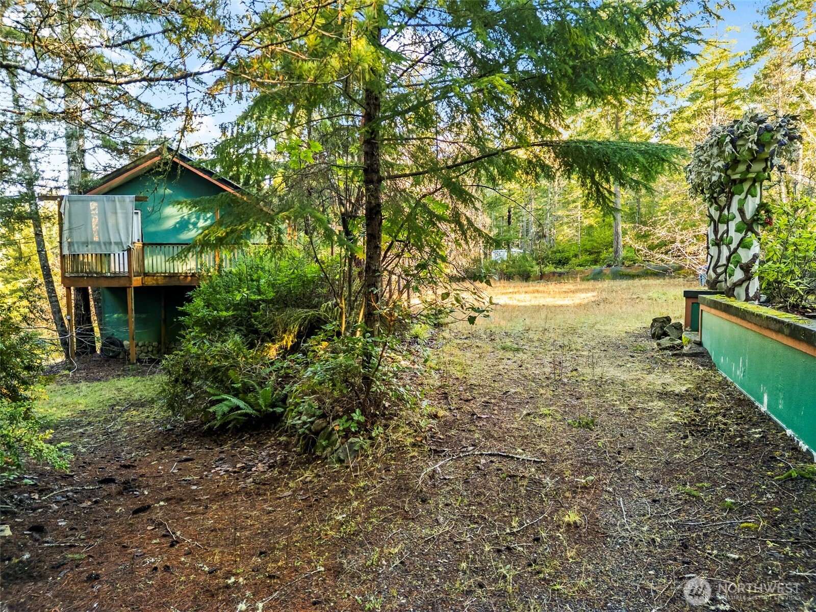1121 E Timber Tides Drive Property Photo 6
