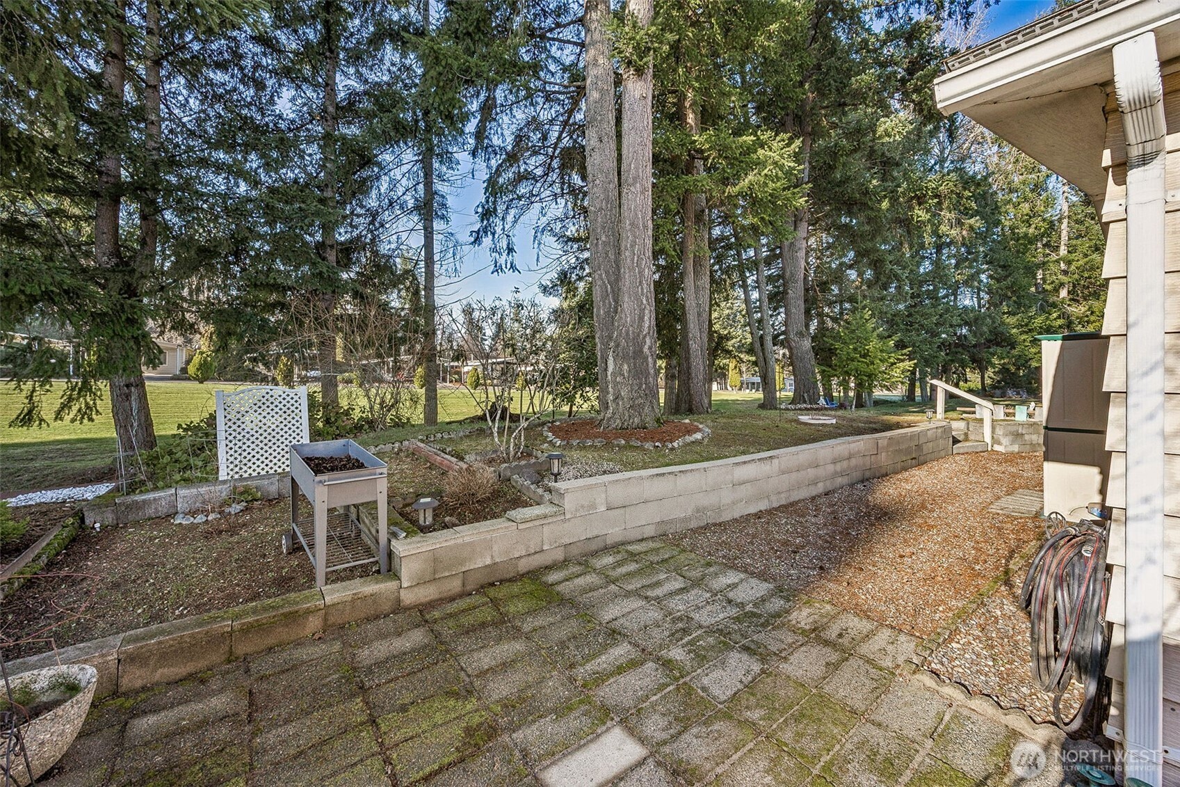 201 Union Avenue 35 Property Photo 6