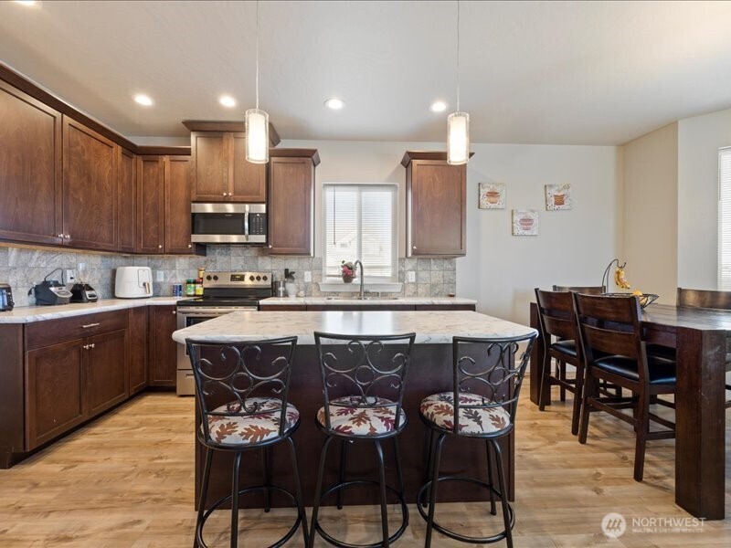 1105 E Olympia Street Property Photo 6