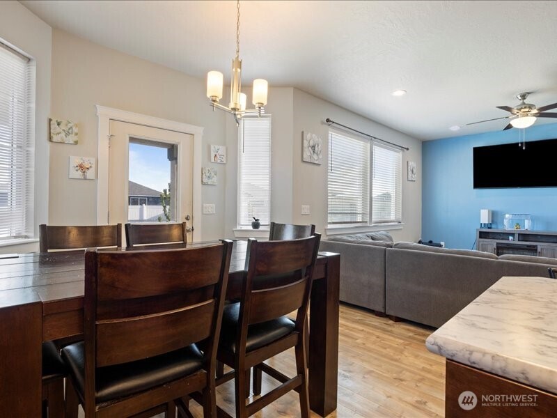 1105 E Olympia Street Property Photo 8