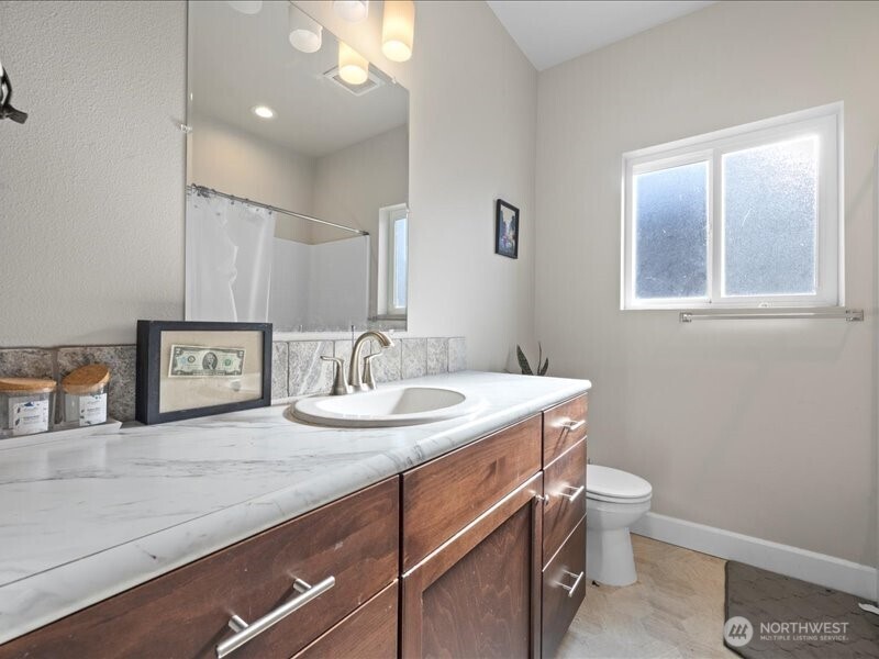 1105 E Olympia Street Property Photo 14
