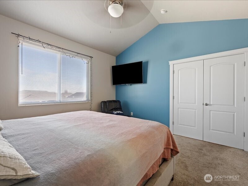 1105 E Olympia Street Property Photo 21