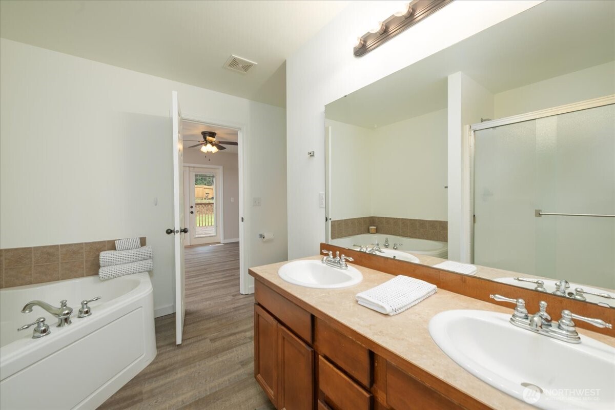 2295 S Camano Drive Property Photo 13