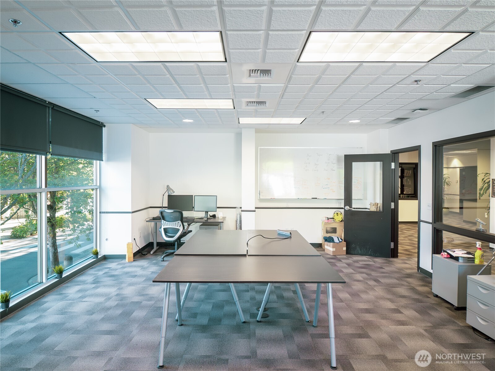 1323 Commercial Street Property Photo 3