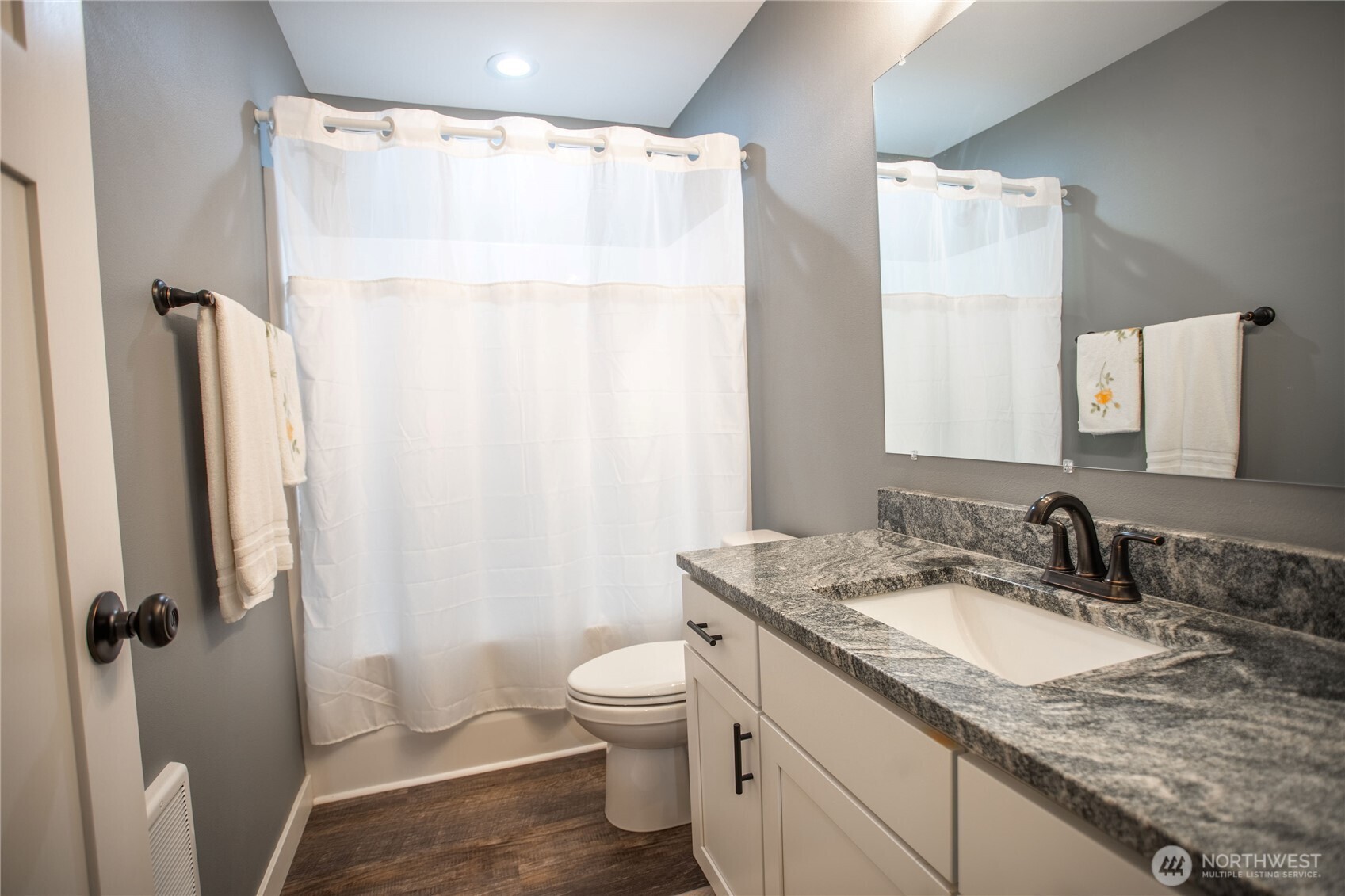 2915 Jackson Highway D Property Photo 15