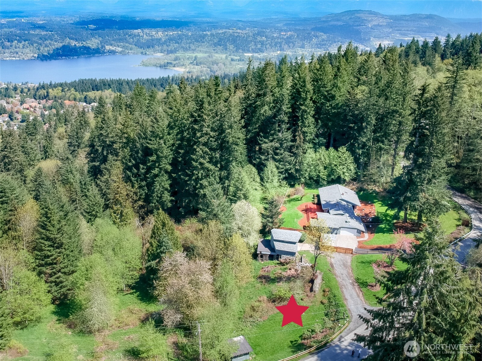 17600 Se Cougar Mountain Drive Property Photo 4