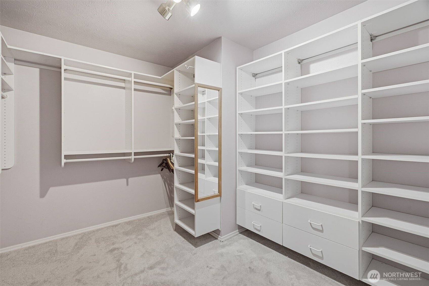 1703 W 25th Avenue Property Photo 18