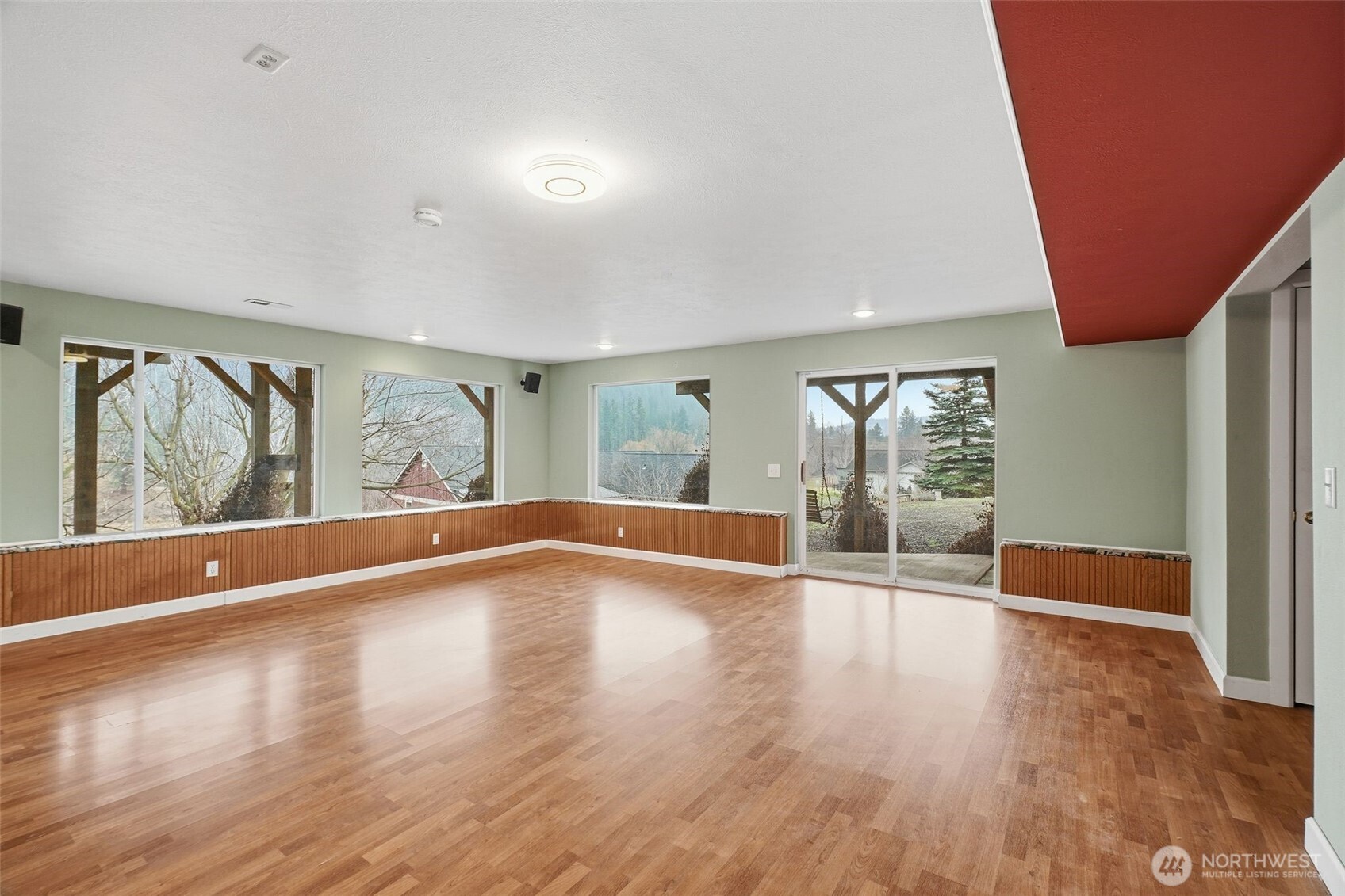 1703 W 25th Avenue Property Photo 21