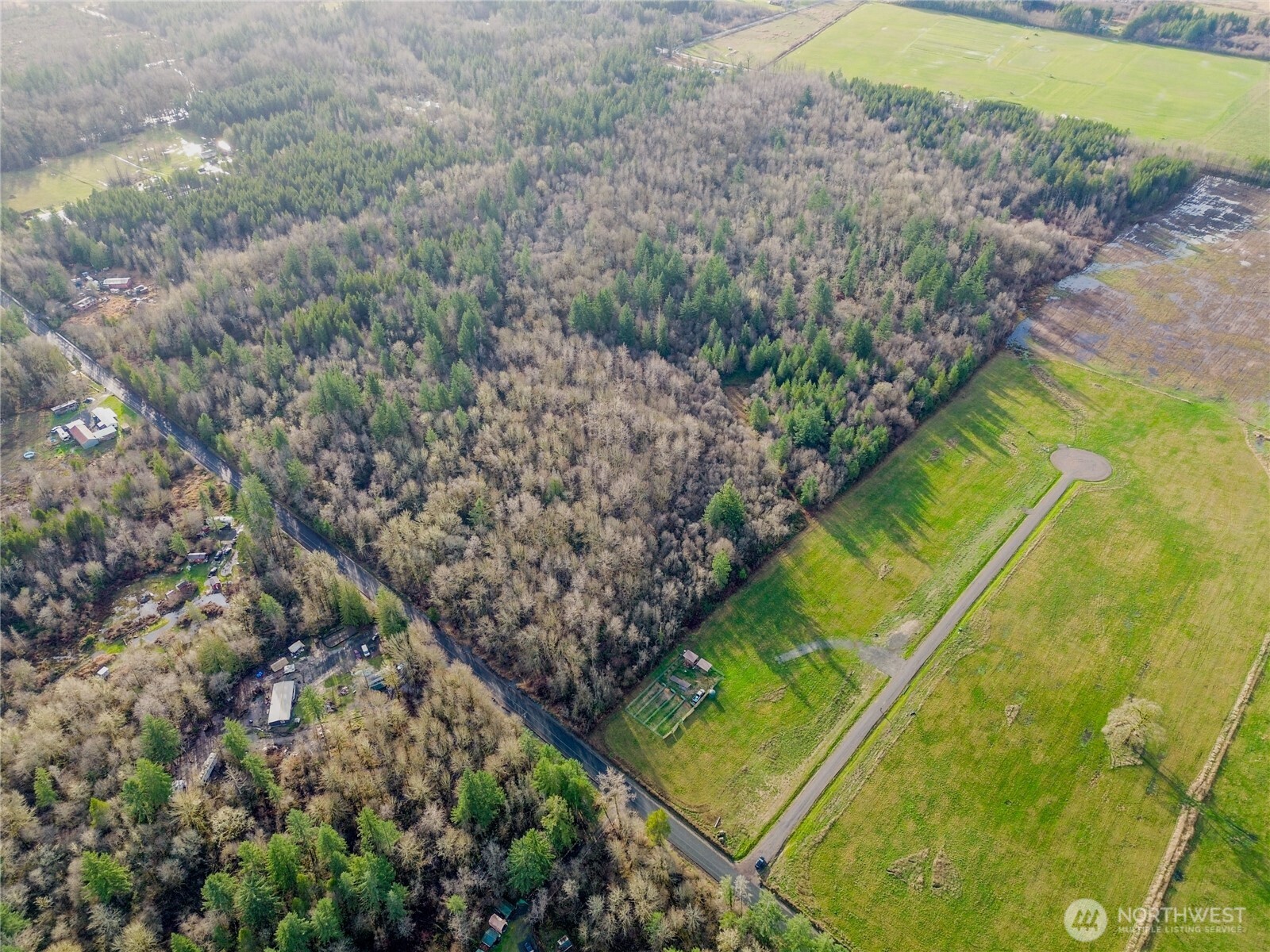 113 Jenny Kay Lane Property Photo 6