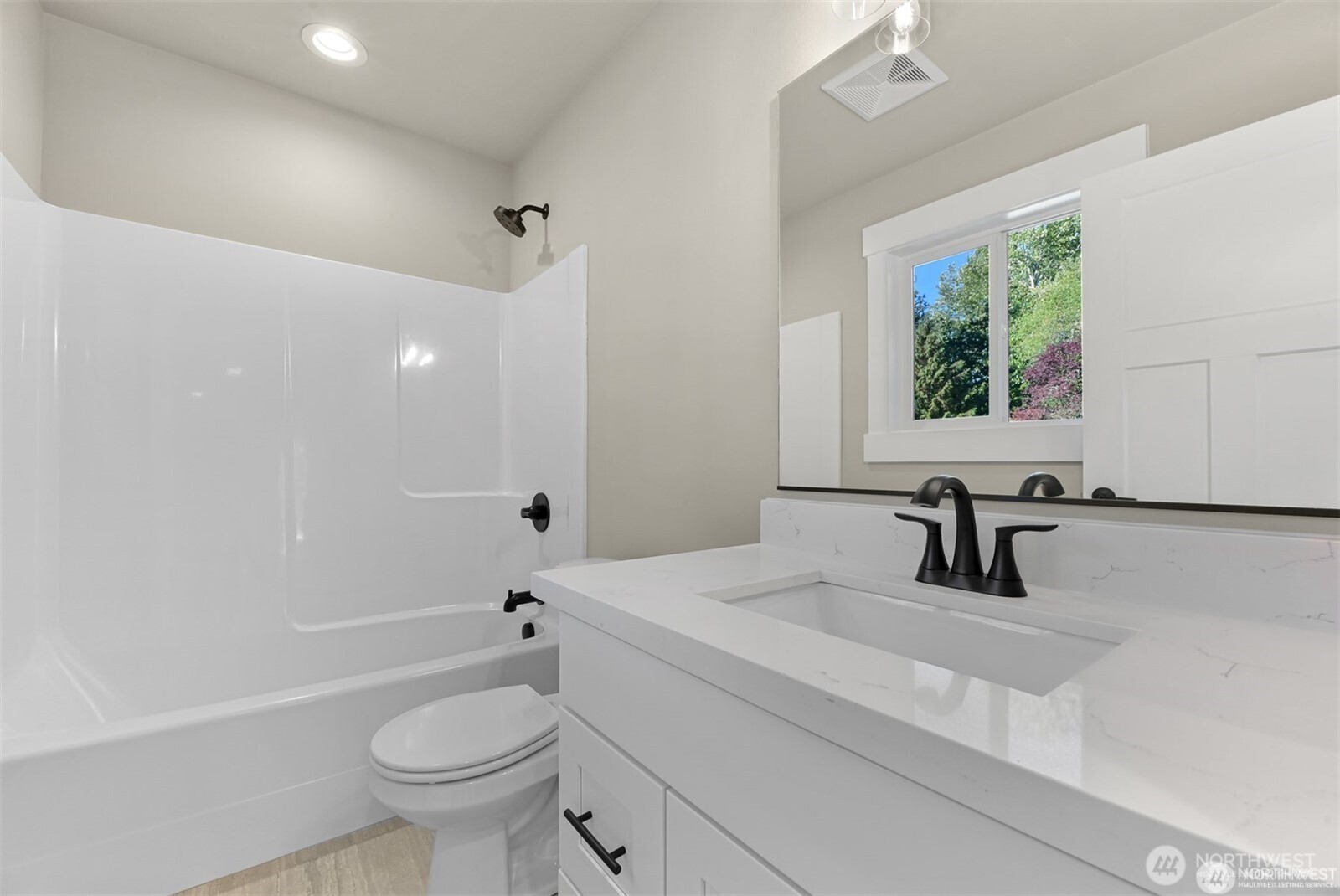 259 11 Th Street Property Photo 11