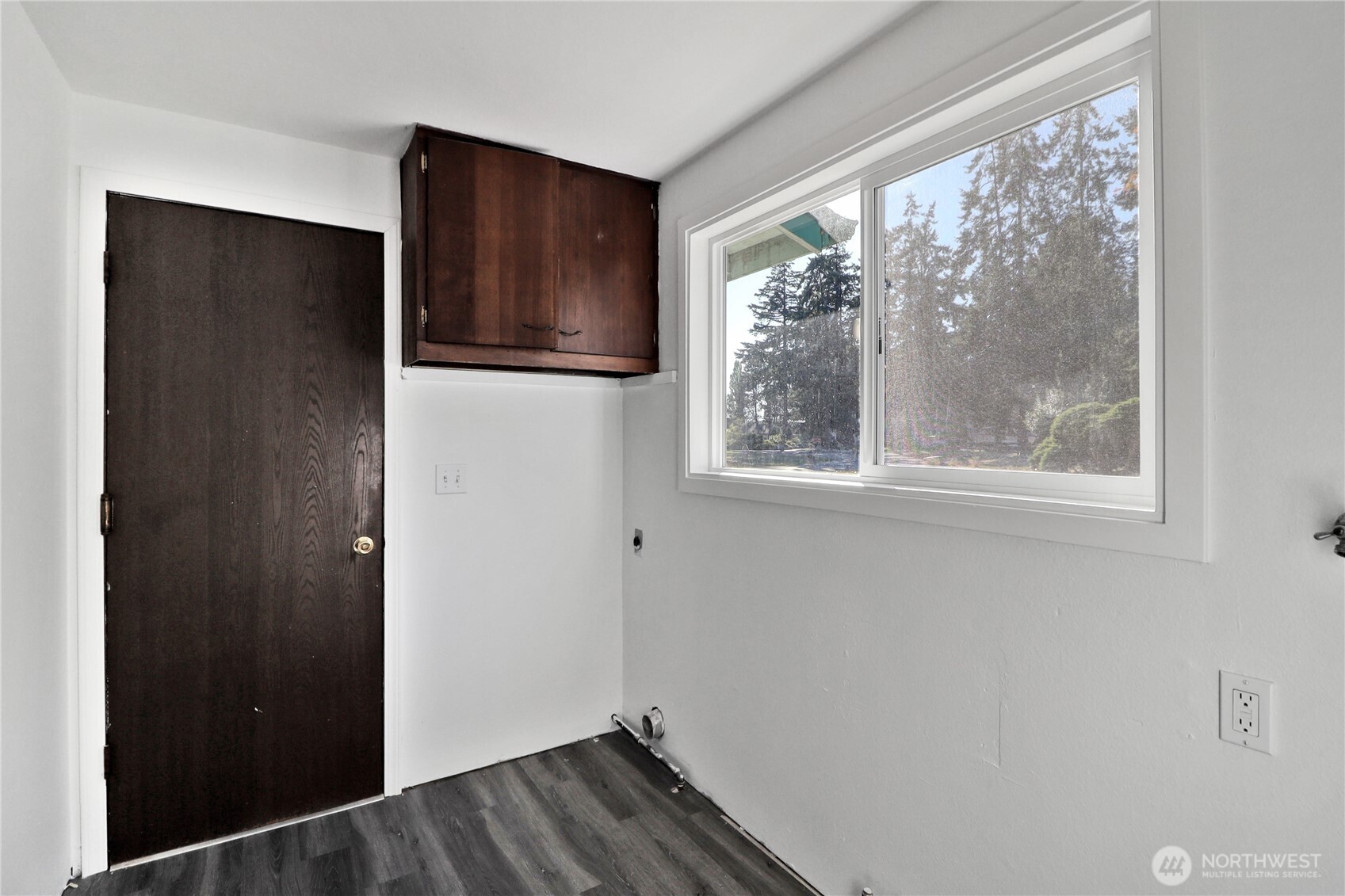 2186 Crosswoods Circle Property Photo 15