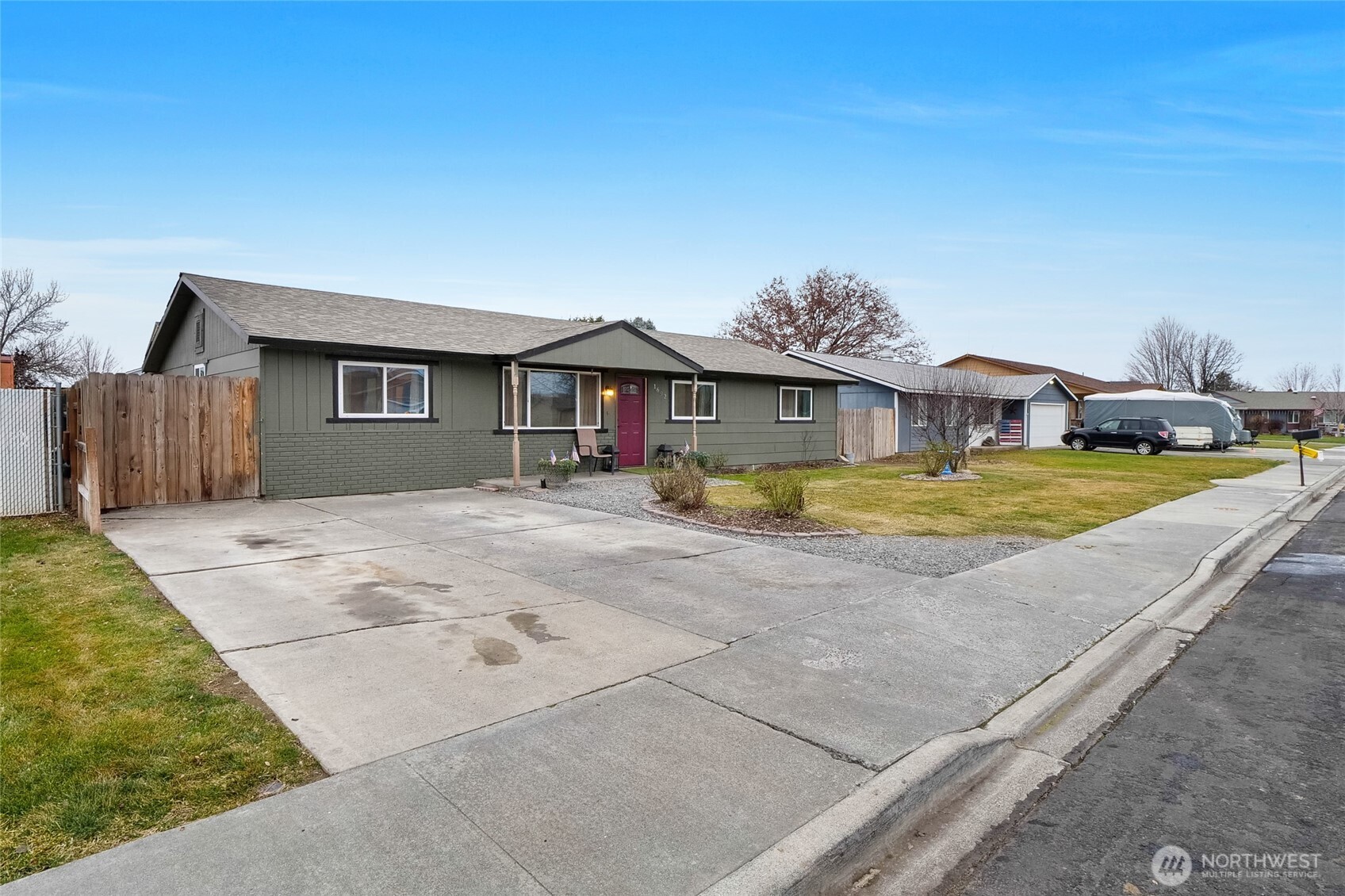 1692 S Wallace Street Property Photo 5