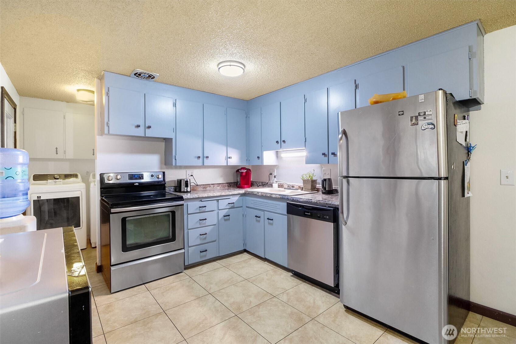1692 S Wallace Street Property Photo 16