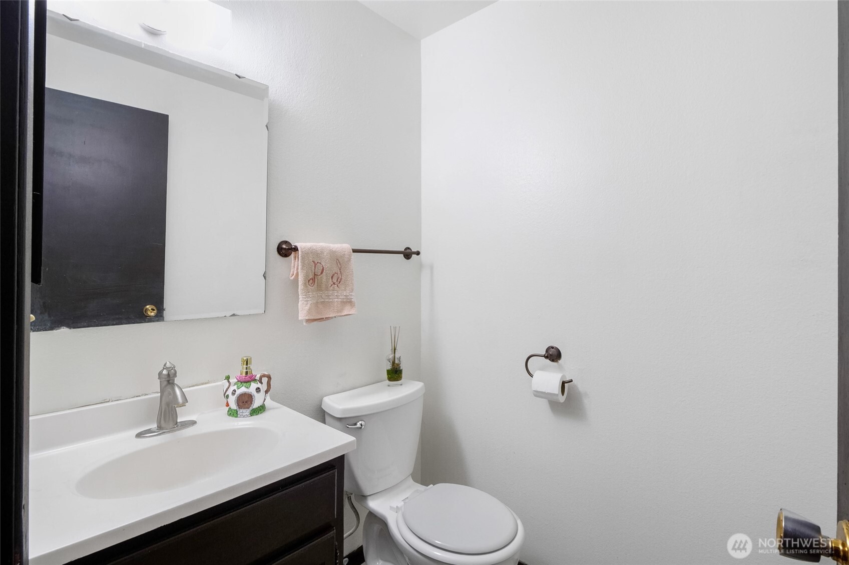 1692 S Wallace Street Property Photo 27
