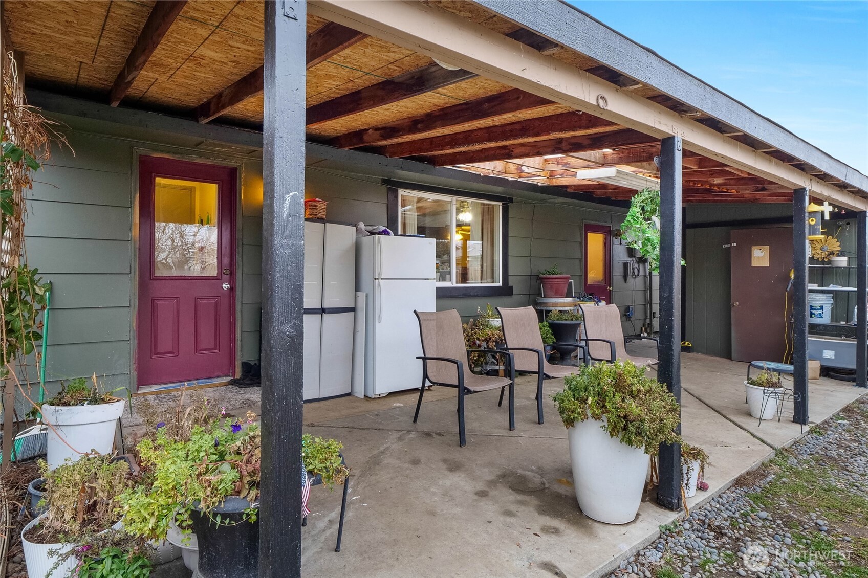 1692 S Wallace Street Property Photo 33