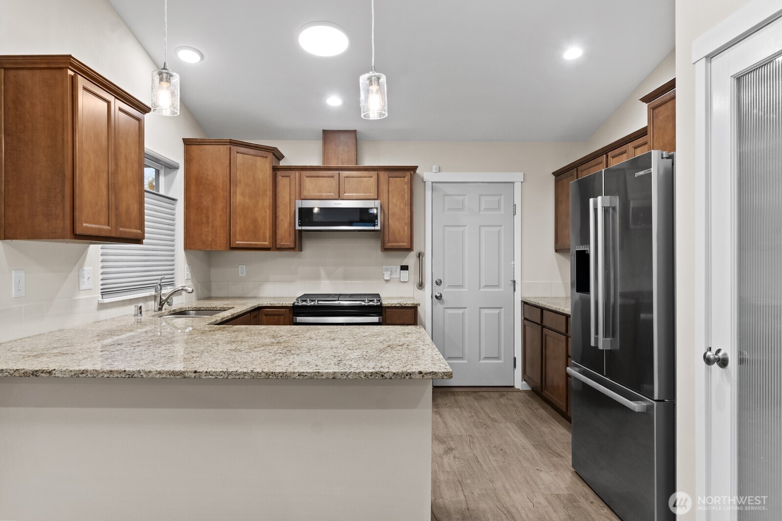 312 Pearsall Street Property Photo 4