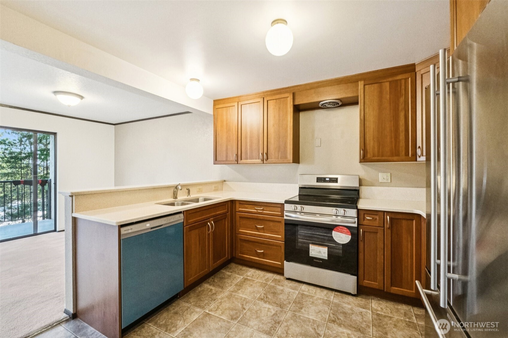 17918 23rd Lane F#201 Property Photo 6