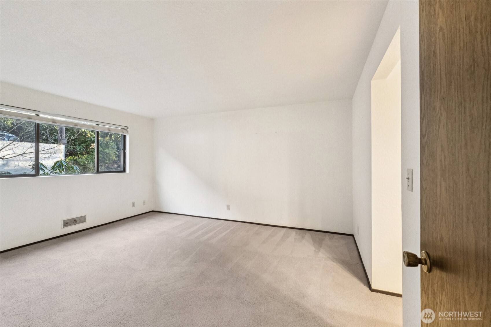 17918 23rd Lane F#201 Property Photo 12