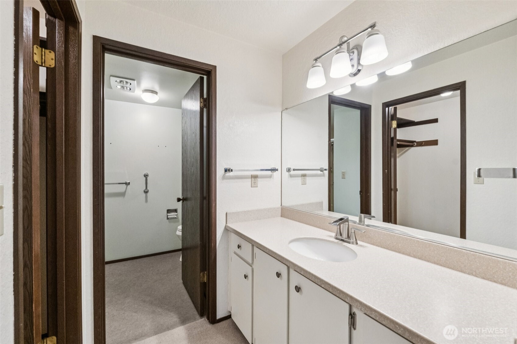 17918 23rd Lane F#201 Property Photo 14