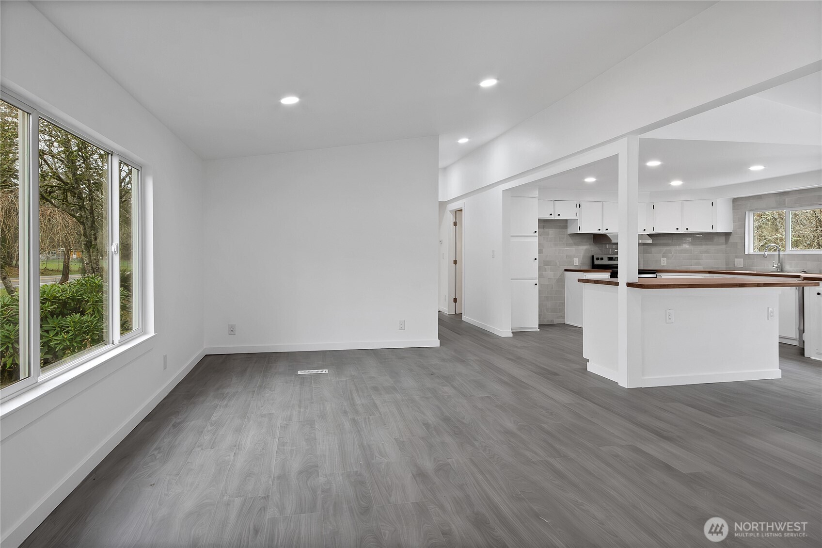 3722 Delphi Road Property Photo 4