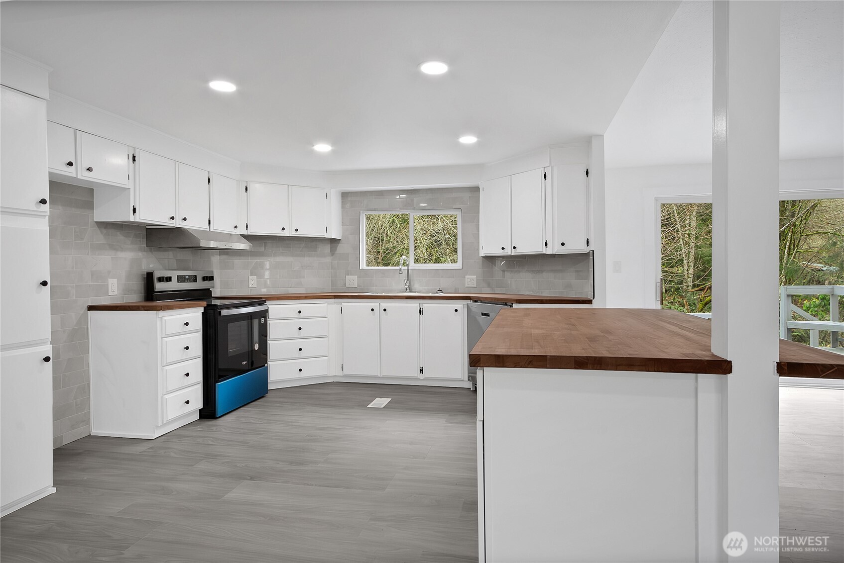 3722 Delphi Road Property Photo 8