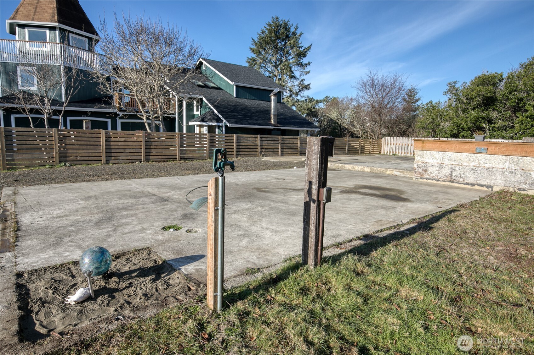 834 Whale Court Property Photo 19