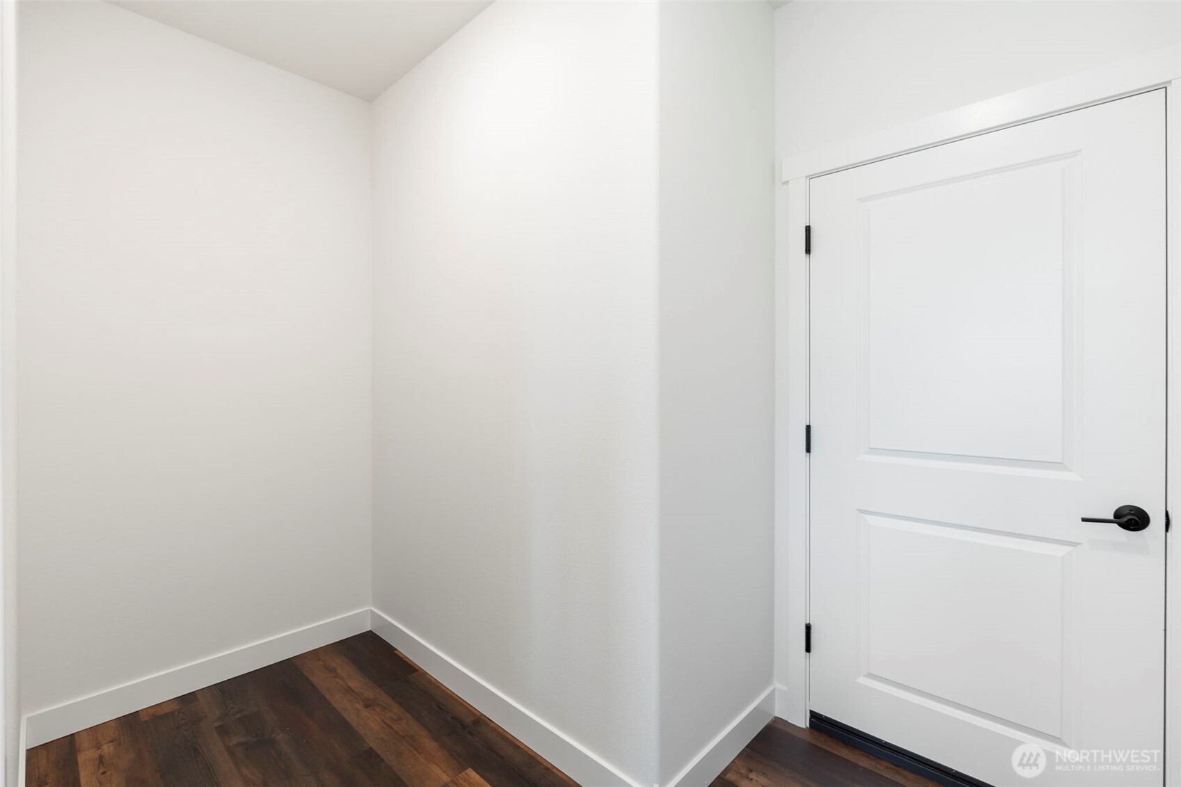 14317 Mima Road Property Photo 13