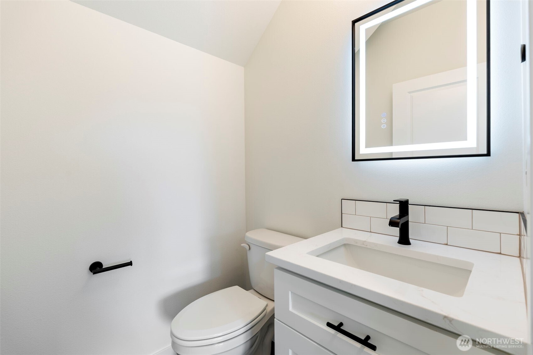 14317 Mima Road Property Photo 15