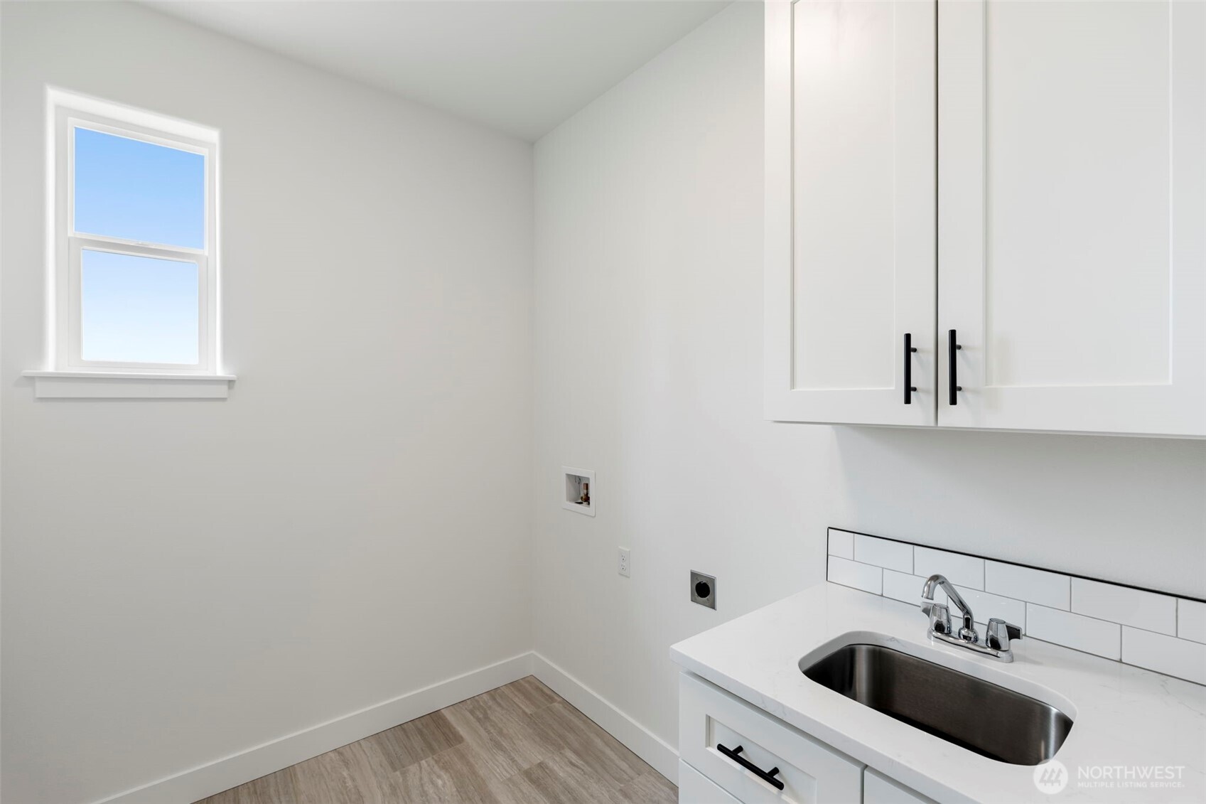 14317 Mima Road Property Photo 21