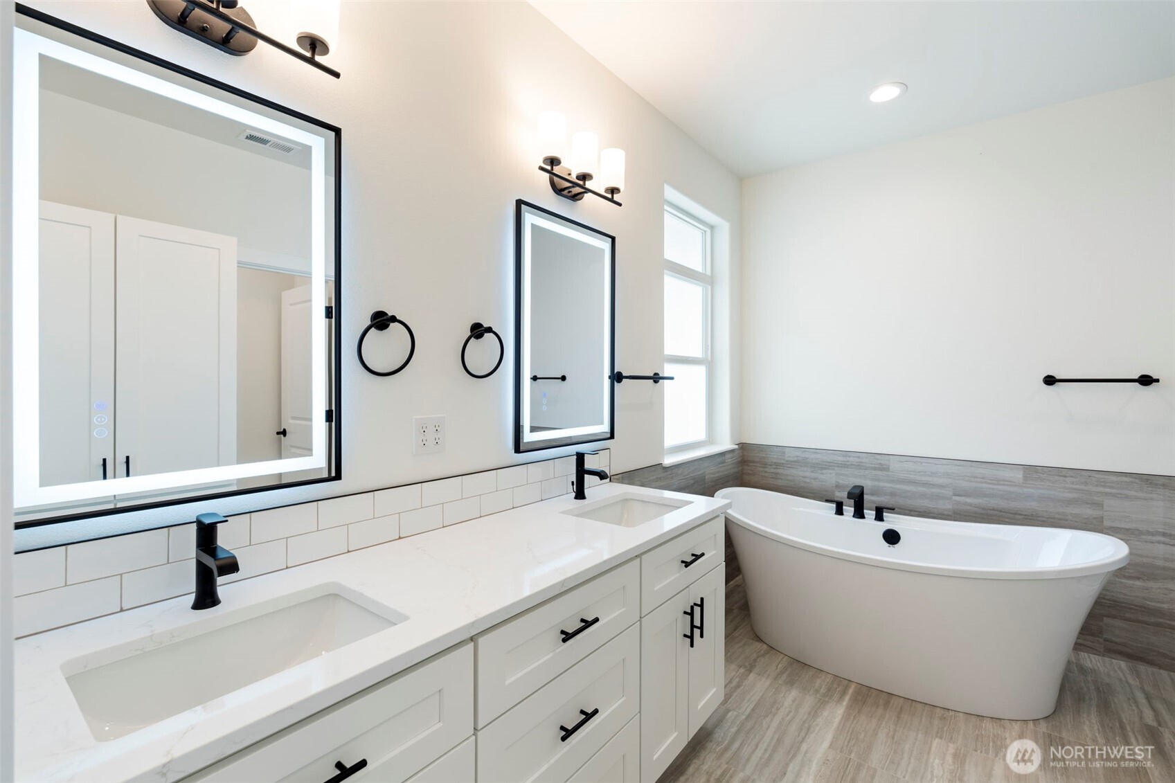 14317 Mima Road Property Photo 25