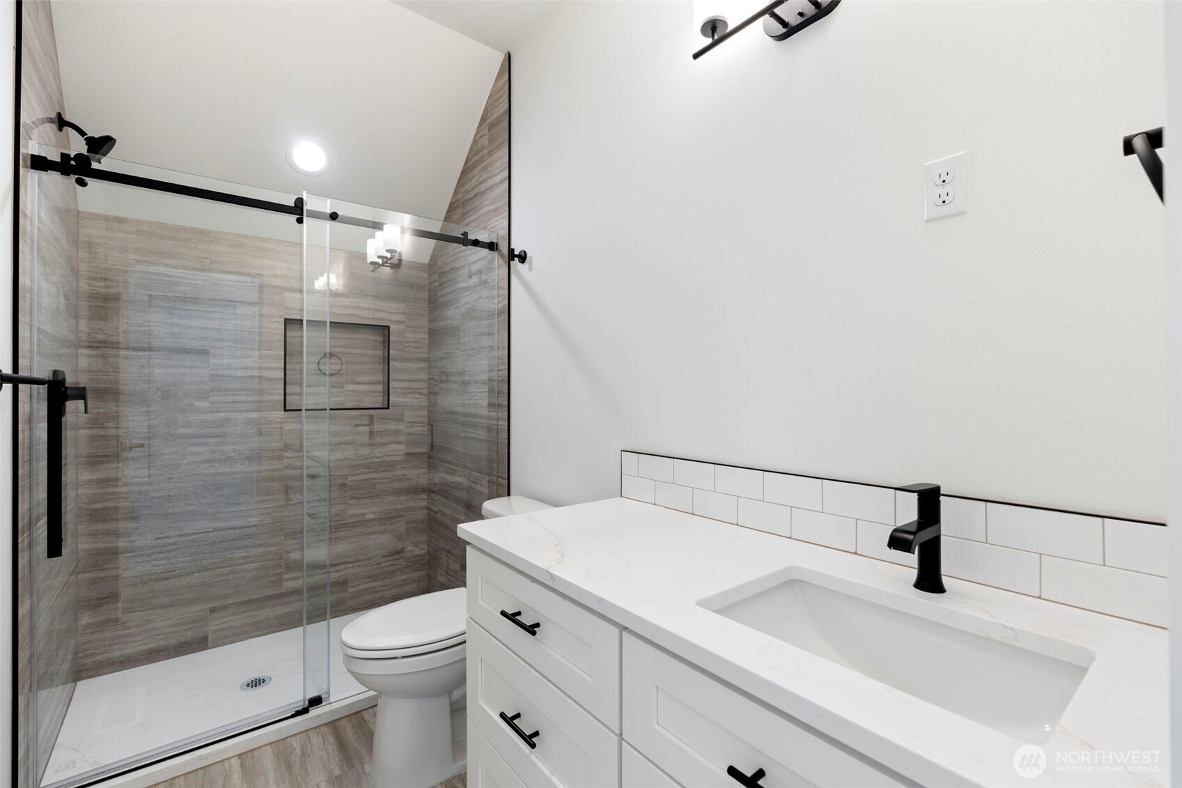 14317 Mima Road Property Photo 29