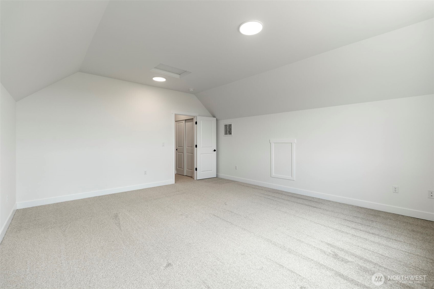 14317 Mima Road Property Photo 31