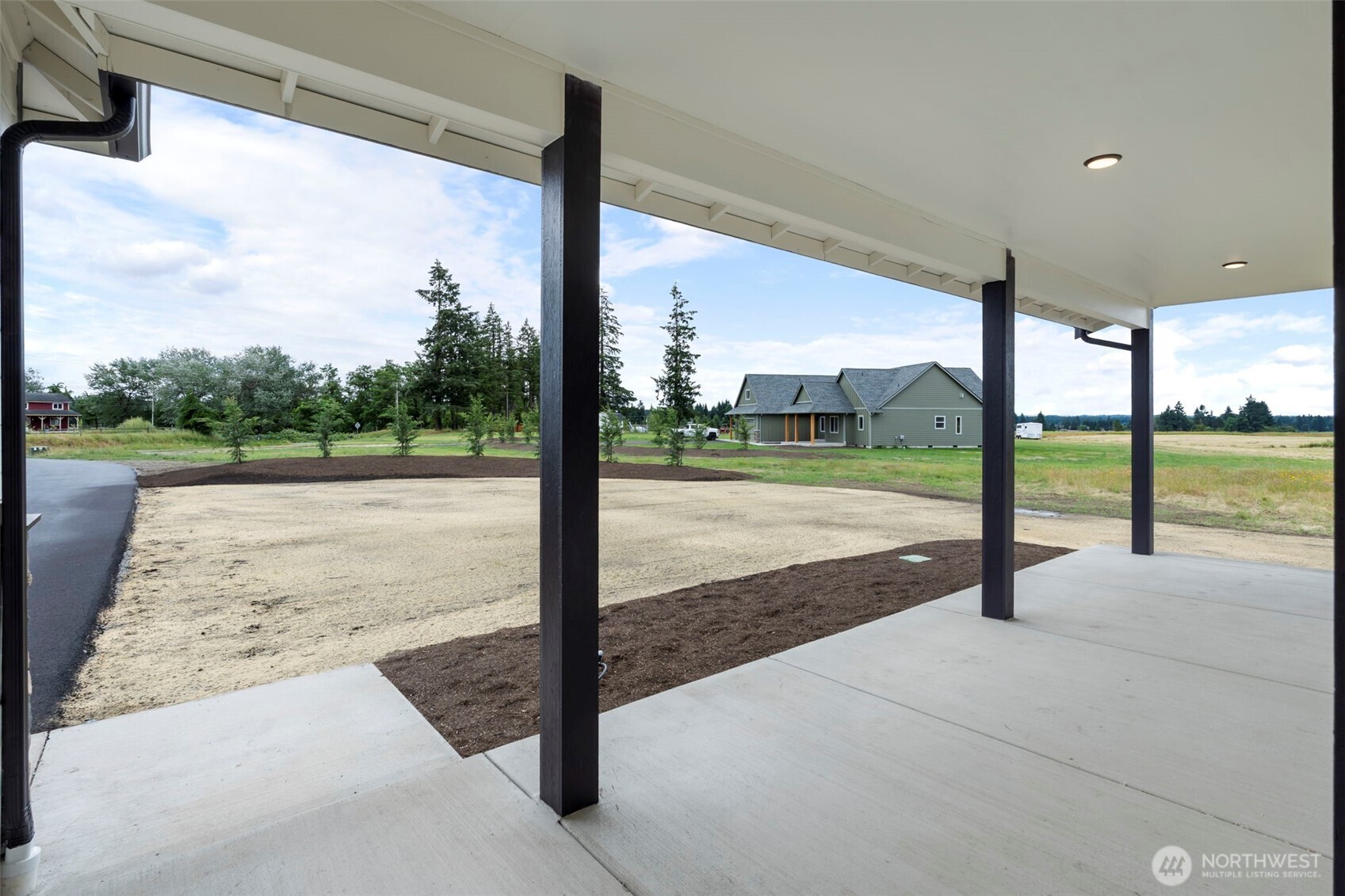 14317 Mima Road Property Photo 34