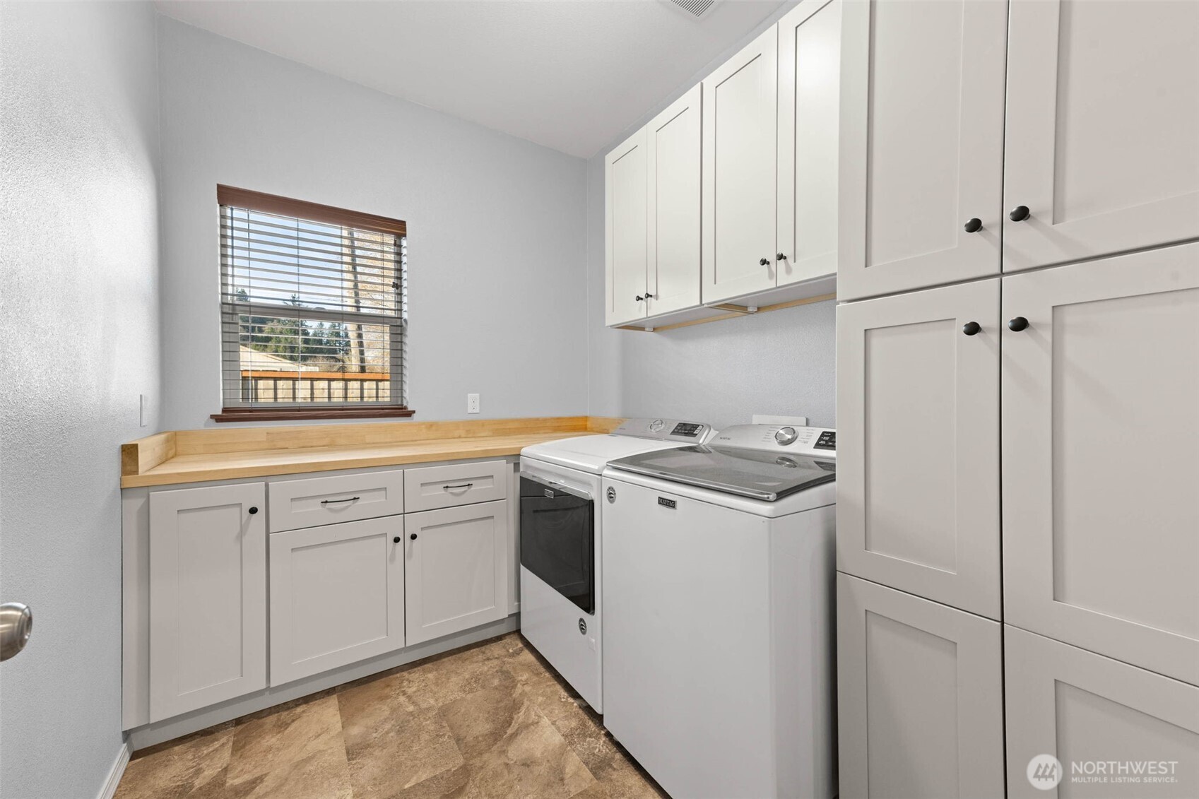 111 1st E Property Photo 10