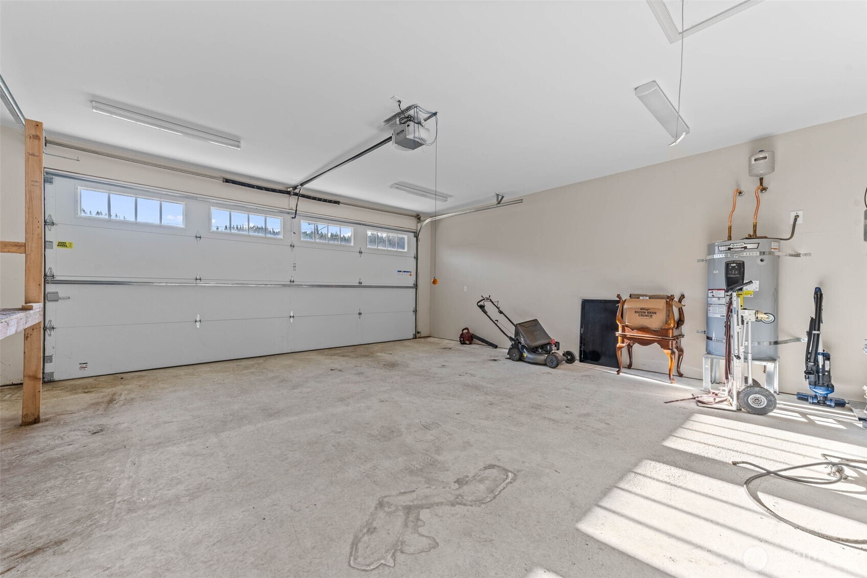 111 1st E Property Photo 38